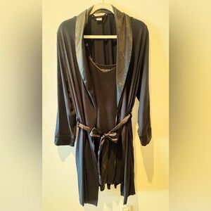NIGHT GOWN set, Black  Women's night gown with
a satin nightgown collar robe